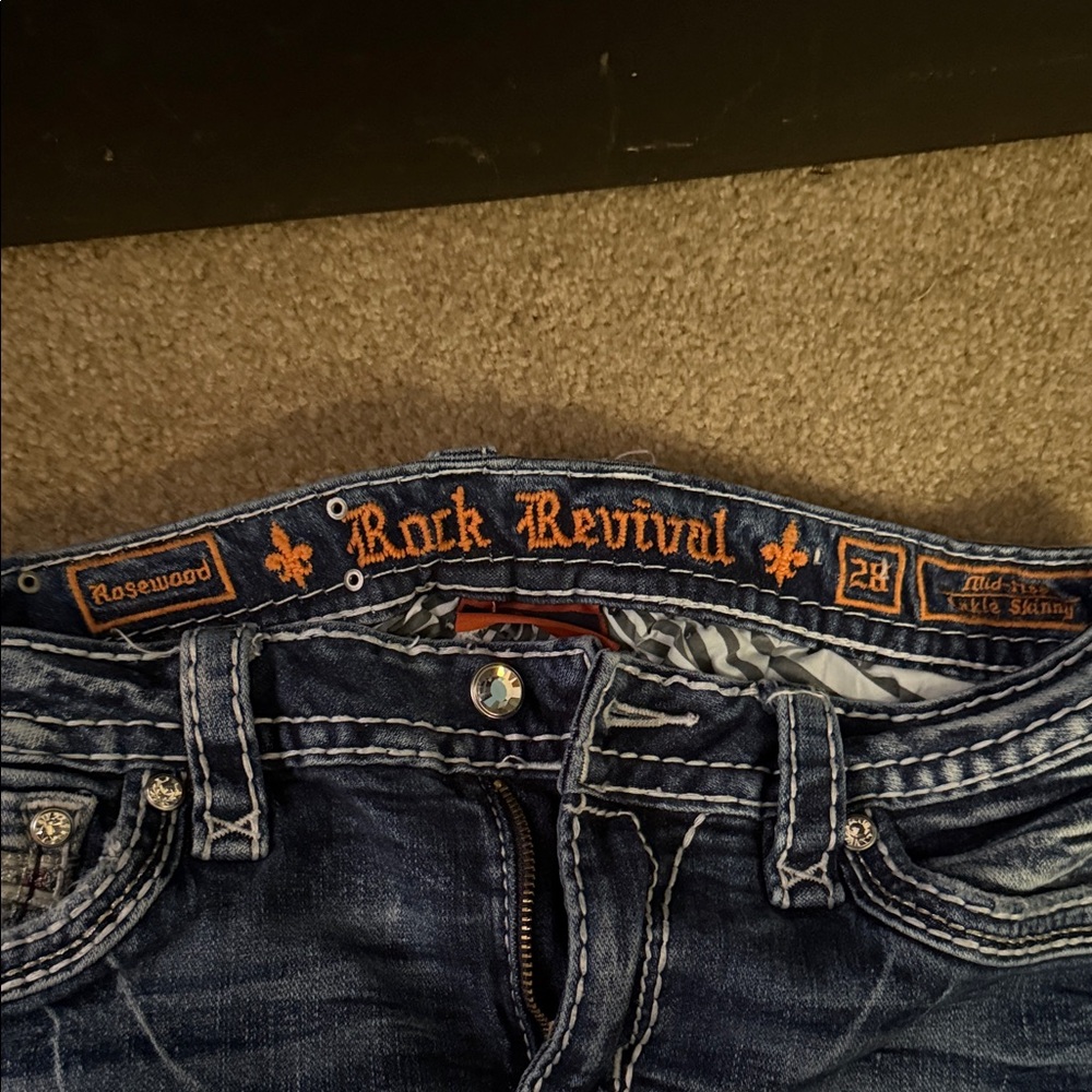 Rock Revival Women's Blue Skinny Jeans with Embellished Pockets - Picture 2 of 7